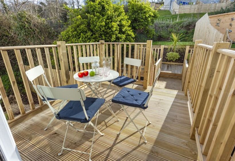 Residenz Appledore Home With Panoramic Estuary View