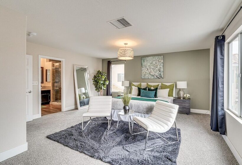 Spacious Henderson Home: 7 Mi To Vegas Strip