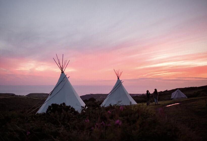 Stunning Cornish Tipi With Sea Views