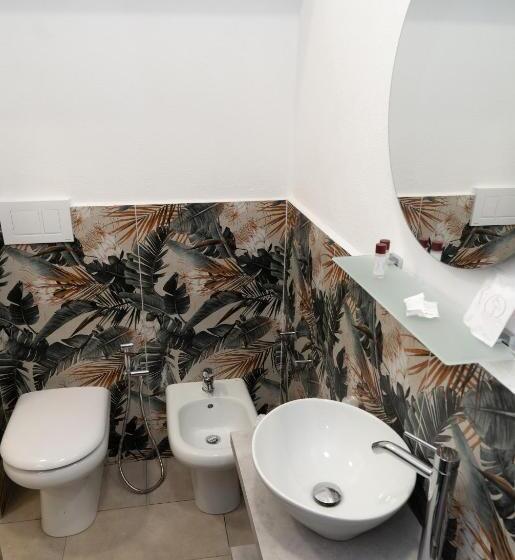 The Sun Hotel Boutique Napoli