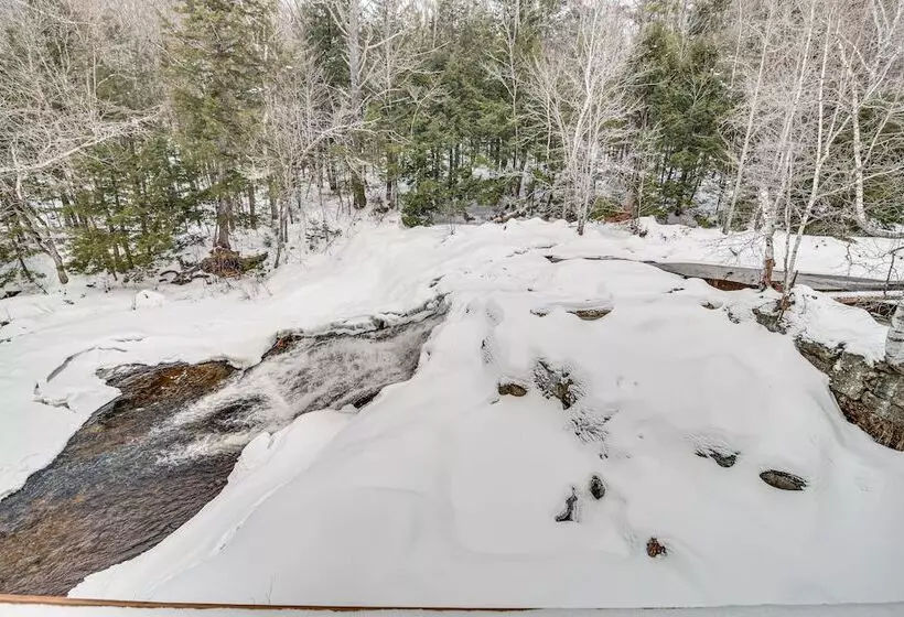 Maine Home W/ Hot Tub & Snowmobile Trail Access!