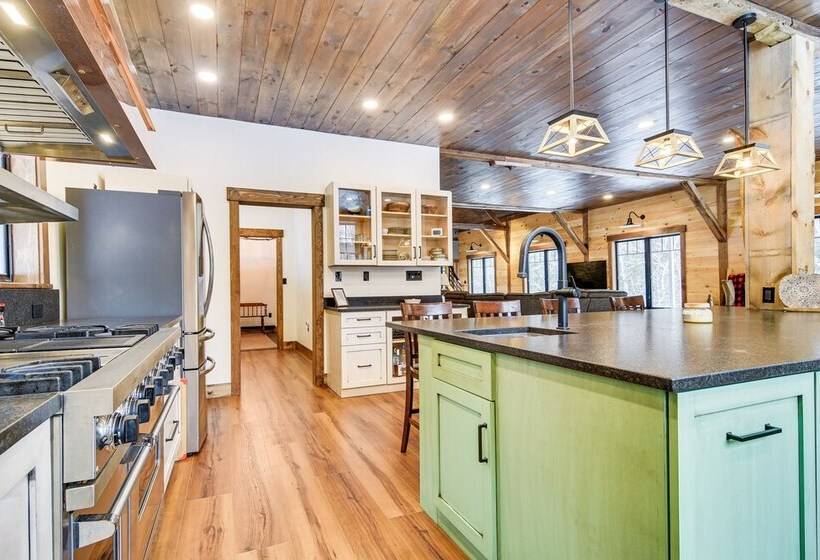 Maine Home W/ Hot Tub & Snowmobile Trail Access!