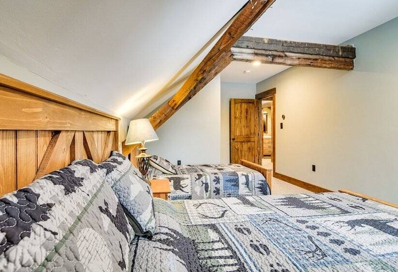 Maine Home W/ Hot Tub & Snowmobile Trail Access!