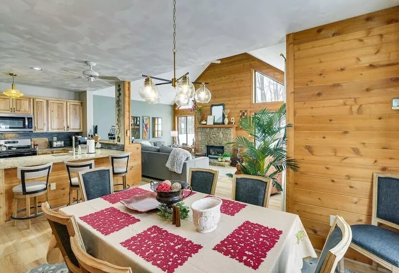 Year Round Hidden Valley Home: Ski, Hike & More!