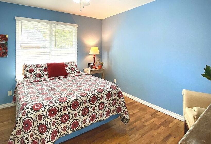 فندق Mount Sequoyah Center