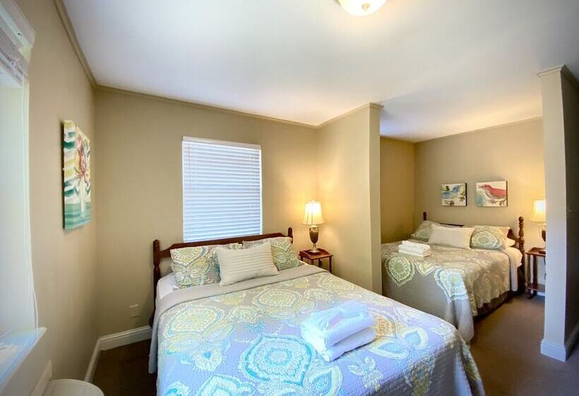 فندق Mount Sequoyah Center