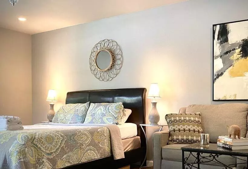 ホテル Mount Sequoyah Center