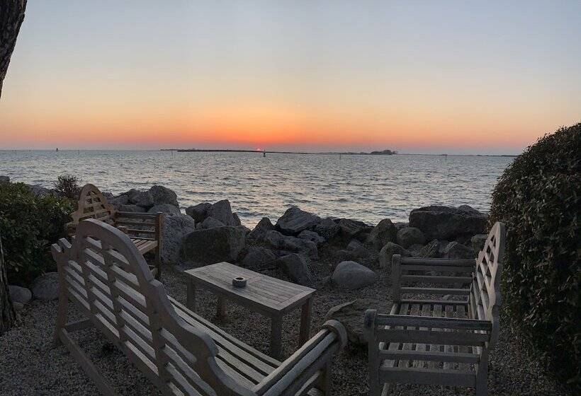 בית מלון כפרי Porto San Vito Resort