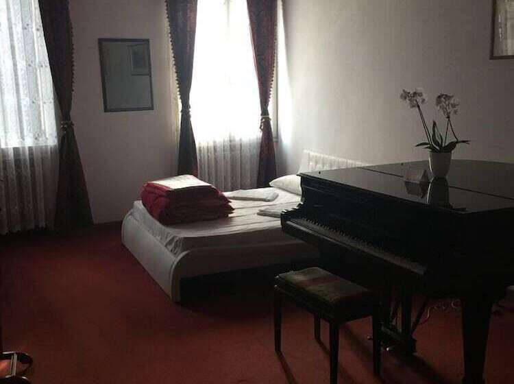 تختخواب و صبحانه Ca  Barbaria