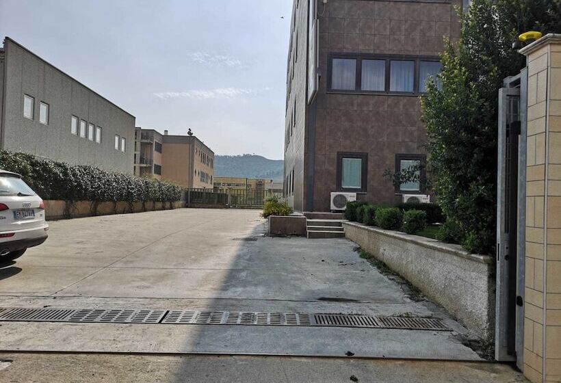 Хостел Residence Germaneto