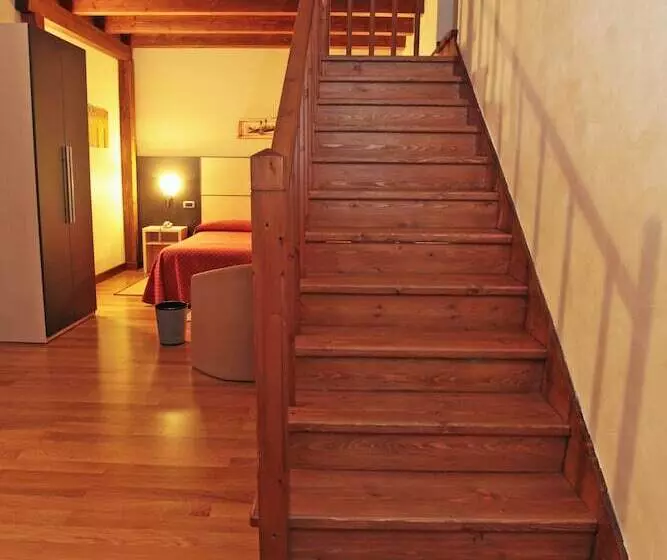 Hotelli Albergo Della Posta