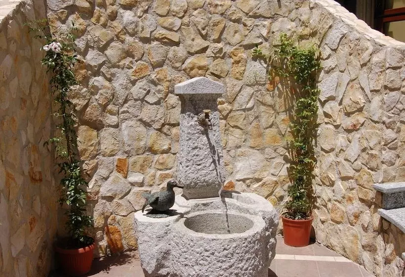 Hotelli Albergo Della Posta