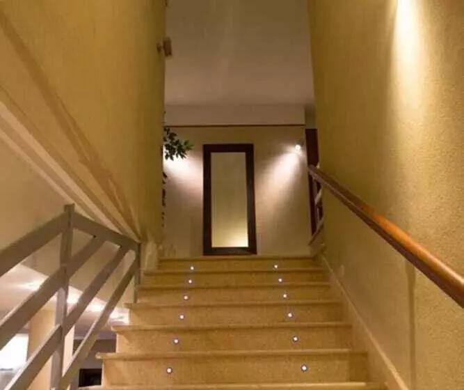 Hotelli Albergo Della Posta