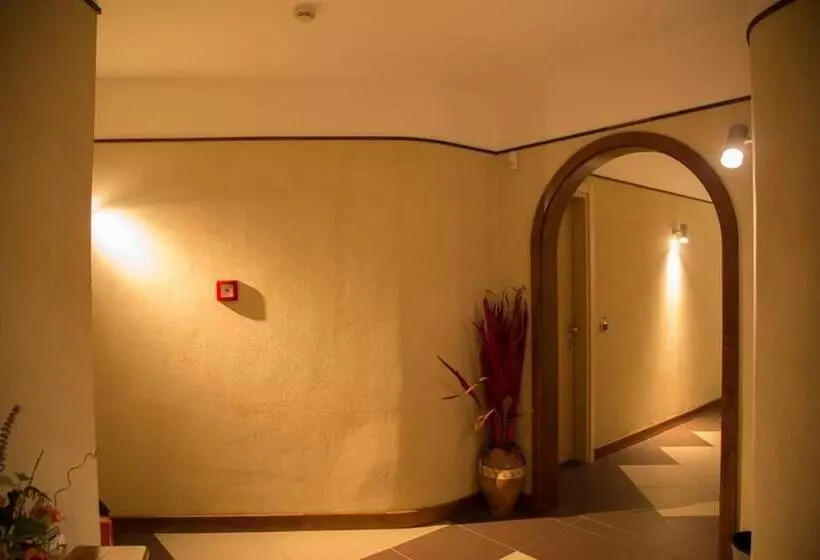 Hotelli Albergo Della Posta