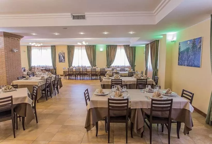 Hotelli Albergo Della Posta
