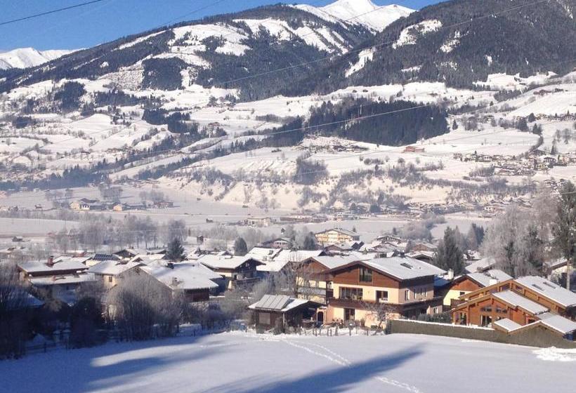 בית מלון כפרי Casa Montana