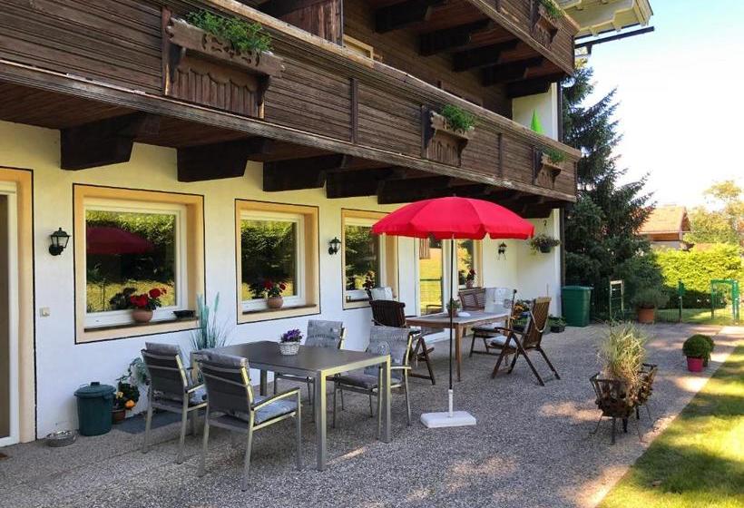 בית מלון כפרי Casa Montana