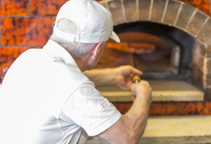 Отель Chalet Olympia