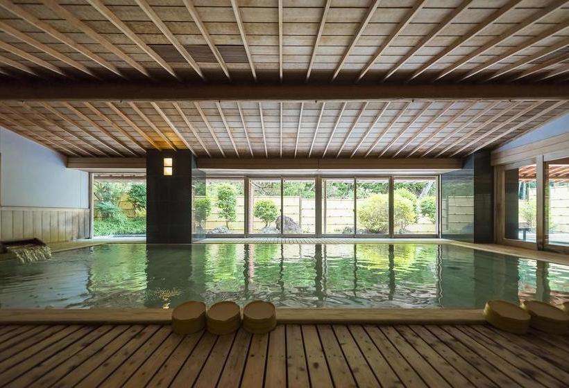 فندق Nishiizu Crystal View