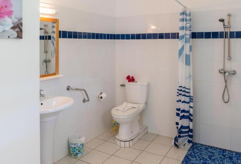 هتل Residence Les Cayalines