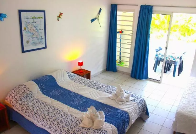 هتل Residence Les Cayalines