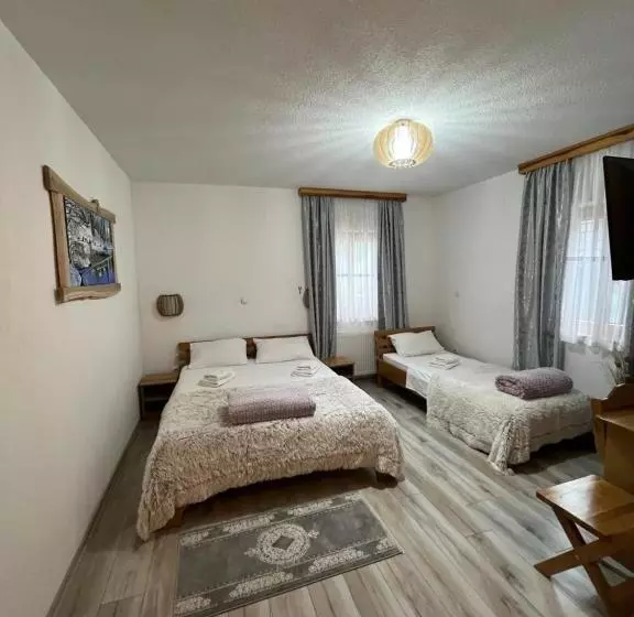 ホテル Rustic Inn River 2