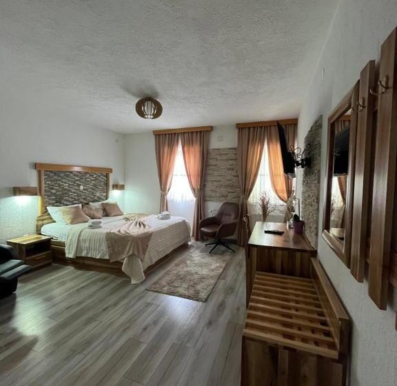 هتل Rustic Inn River 2