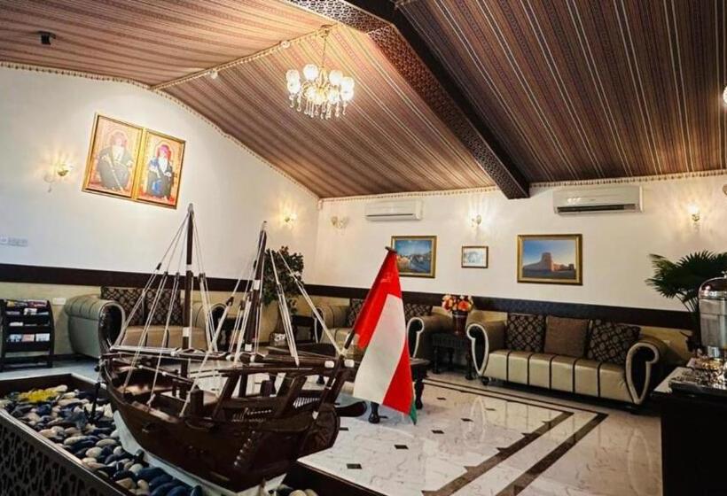 هتل Turtle Beach Resort