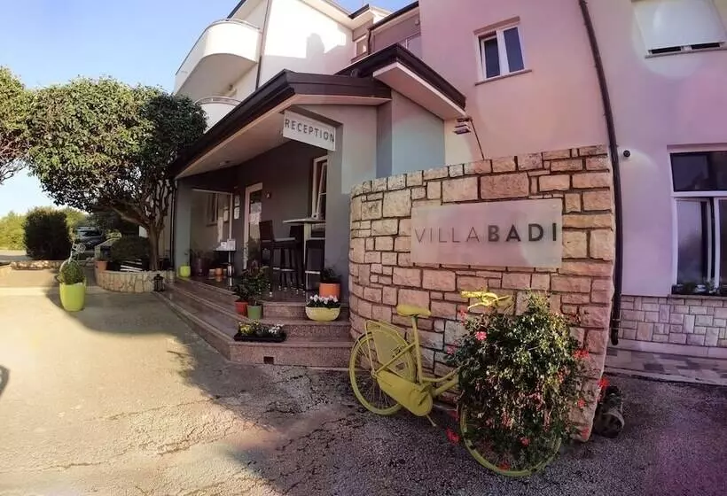 ホテル Villa Badi