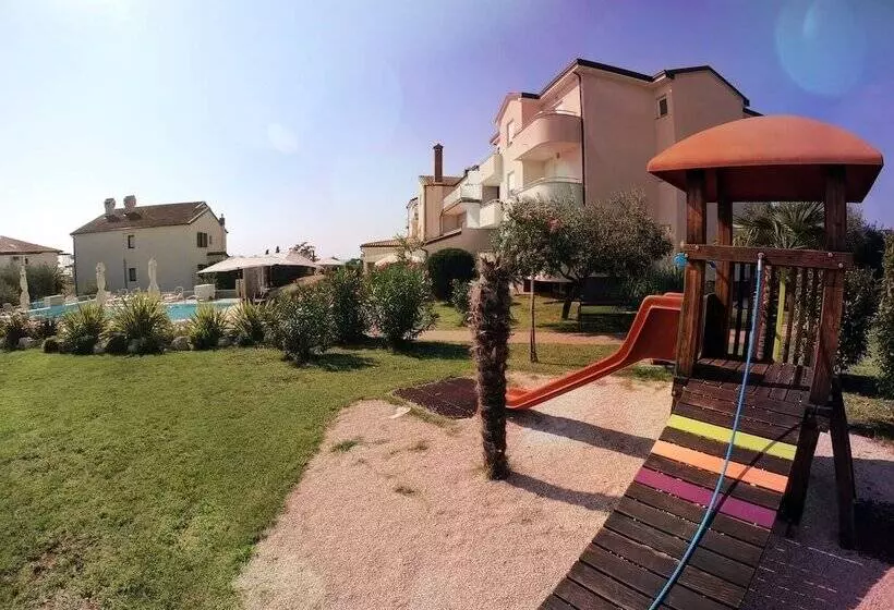 ホテル Villa Badi