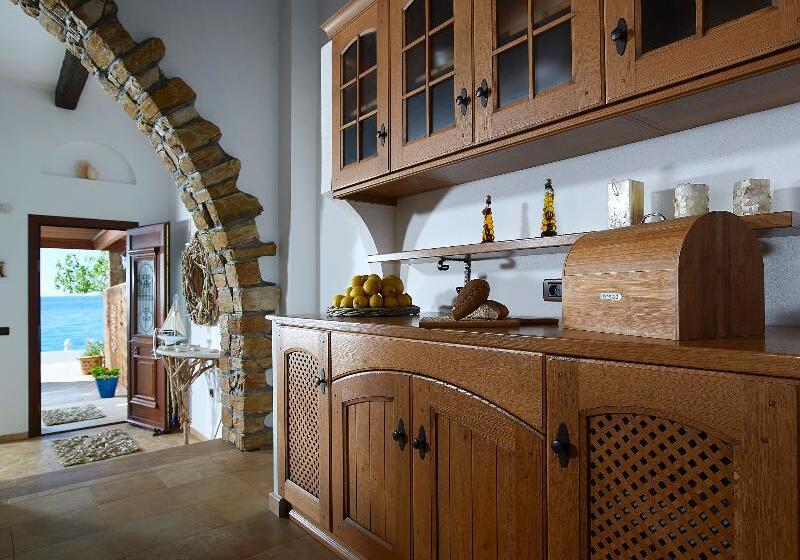 Отель Villa Haraki Paradise