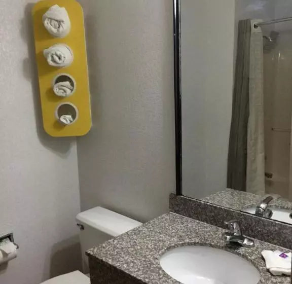 Motel 6 Augusta, Ks