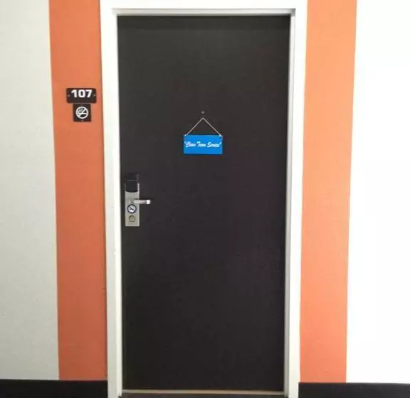 Motel 6 Augusta, Ks