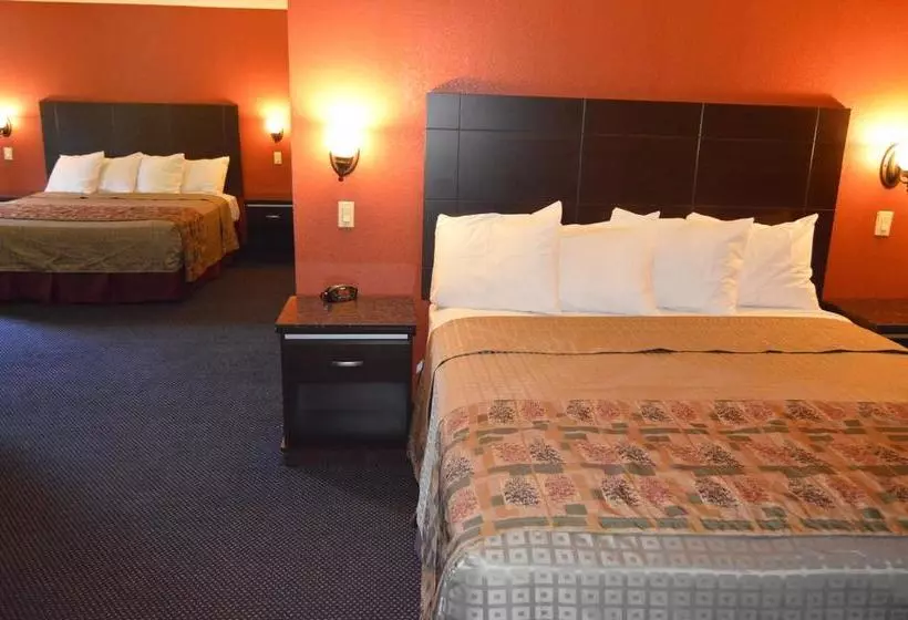 モーテル Travel Plaza Inn