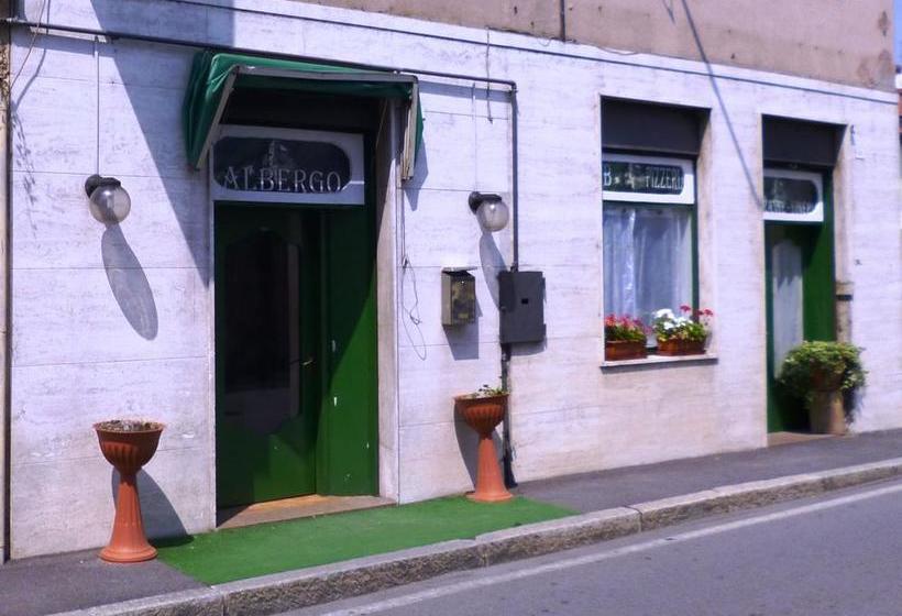 Отель Hostello Don Carlos