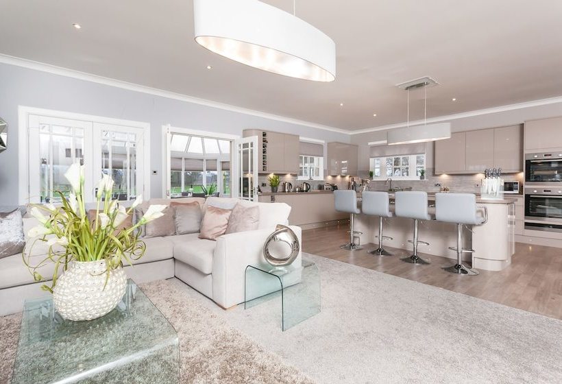 ホテル Kellerstain Stables