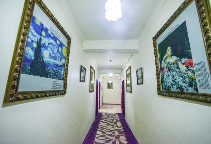 فندق Leshan Oughton Holiday Inn