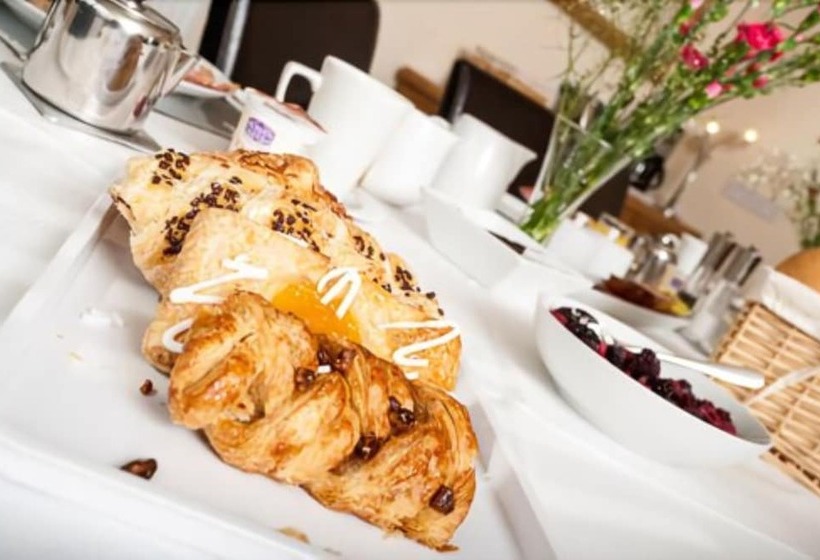 Hotelli Silverstrands Guest House