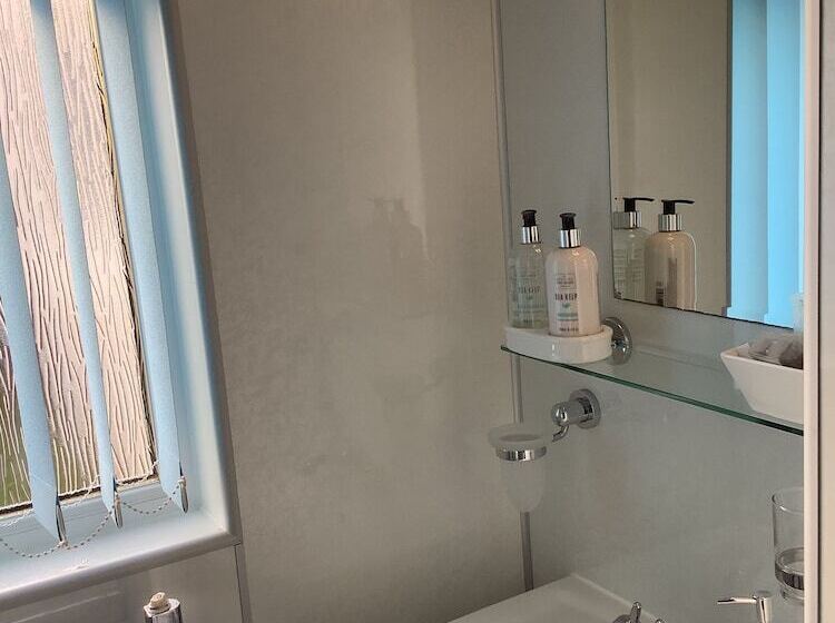 Hotelli Silverstrands Guest House