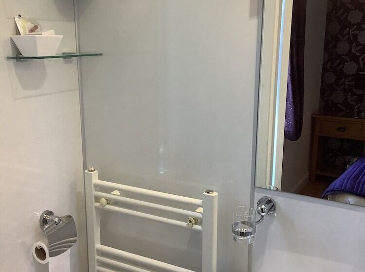 Hotelli Silverstrands Guest House