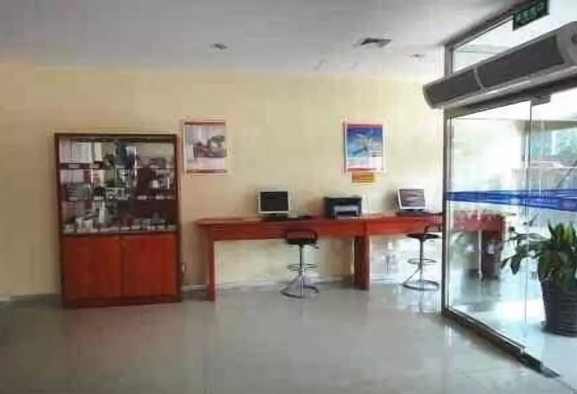 Hotelli Hanting Inn Wenhua Road   Baotou