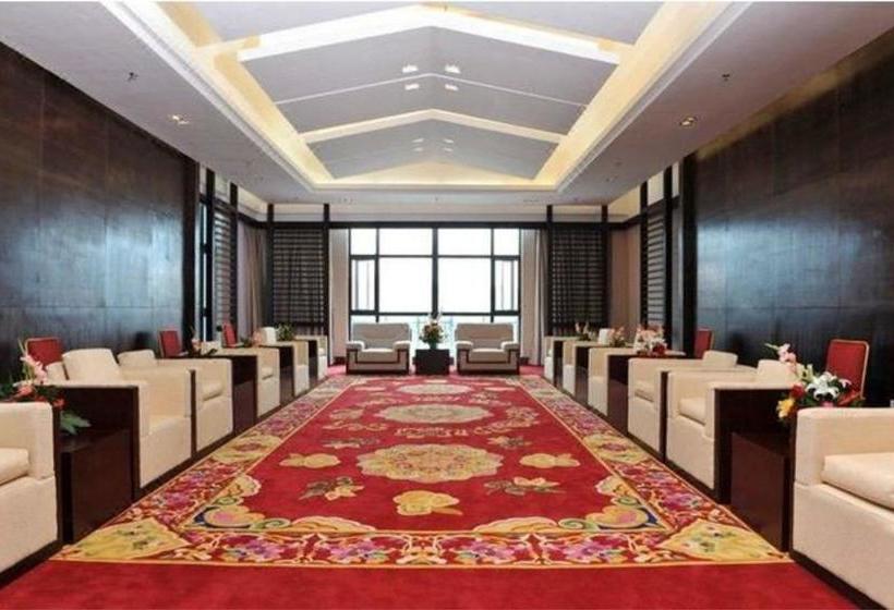 ホテル Tangpo Hot Spring Resorts