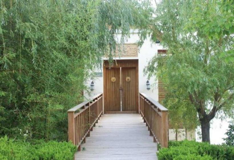 ホテル Tangpo Hot Spring Resorts