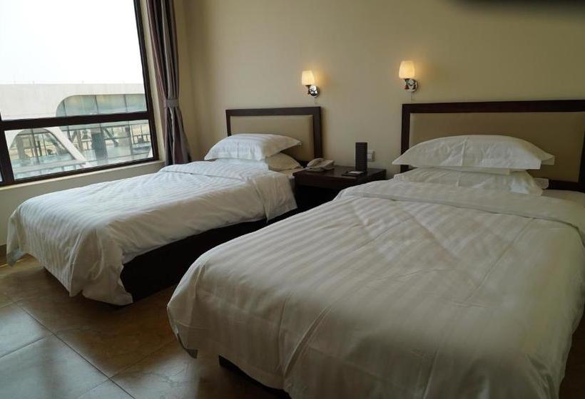 ホテル Tangpo Hot Spring Resorts