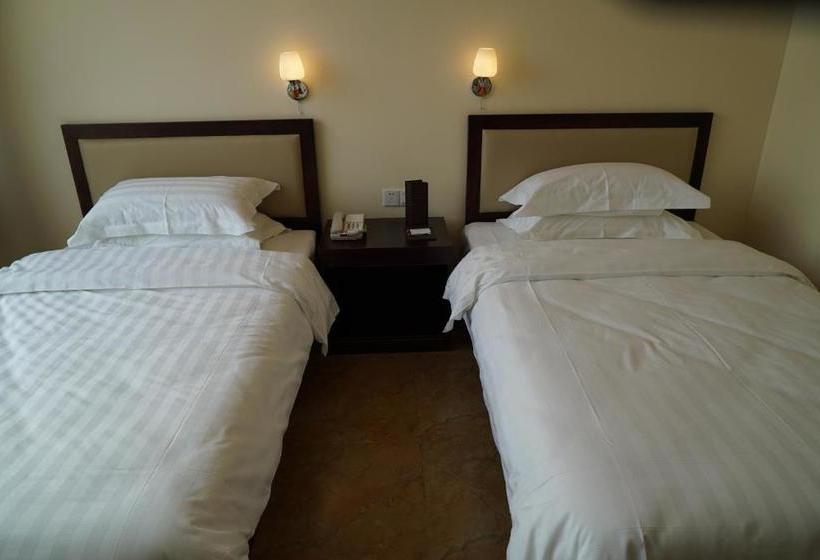 ホテル Tangpo Hot Spring Resorts