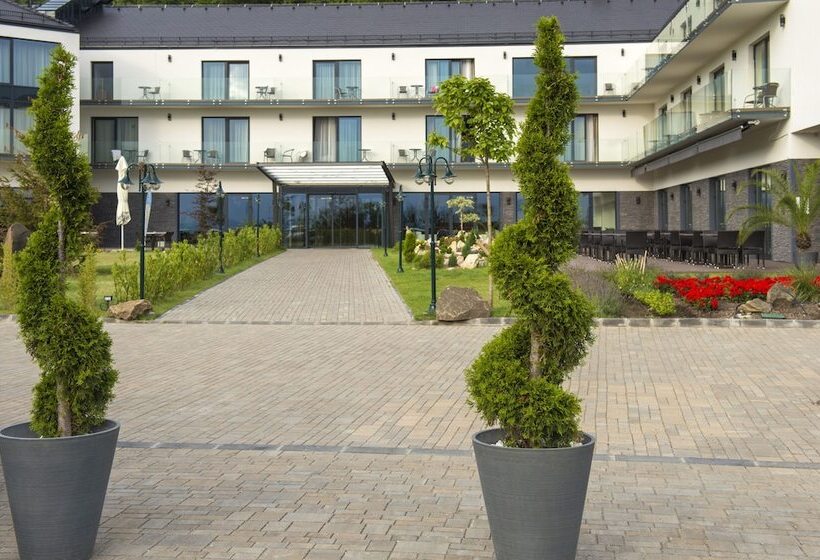 Castellum Hotel Hollókő