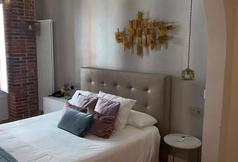 Hostal Albany Ancha
