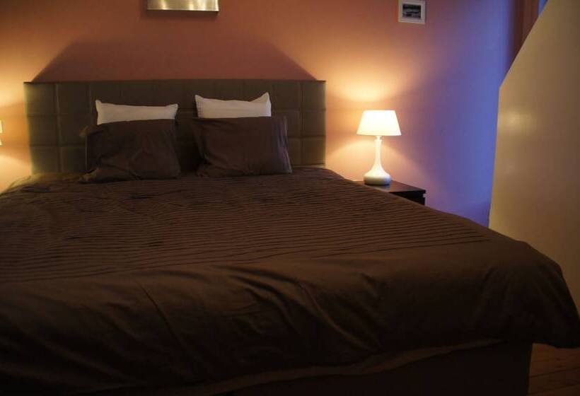 בית מלון כפרי All Inn