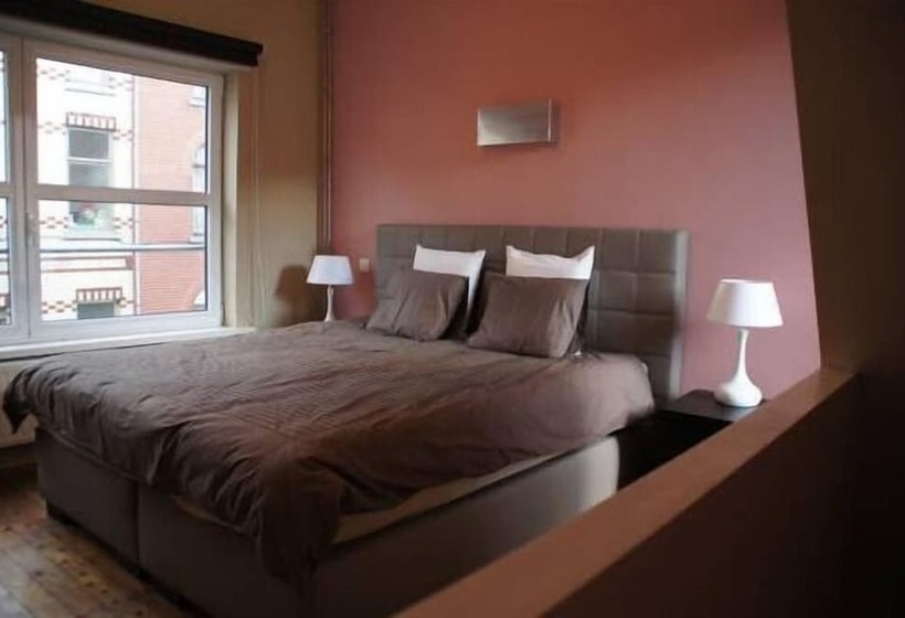 בית מלון כפרי All Inn