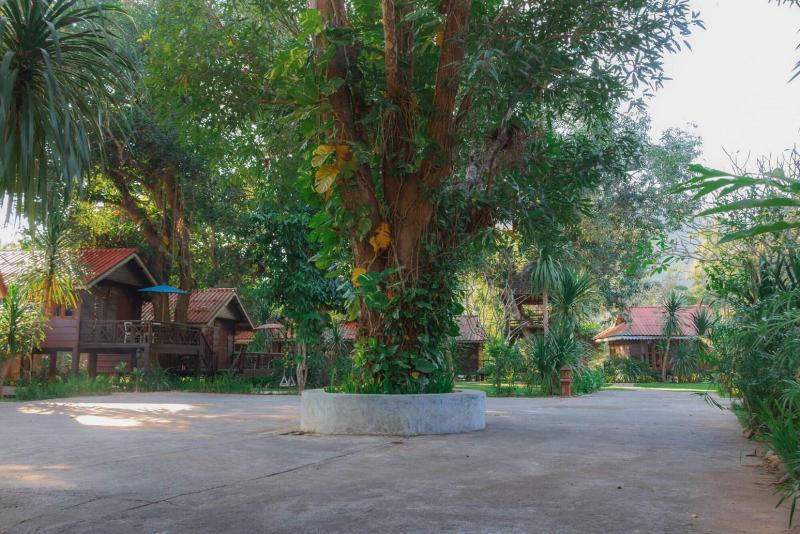 酒店 Banviewnam Camping & Resort